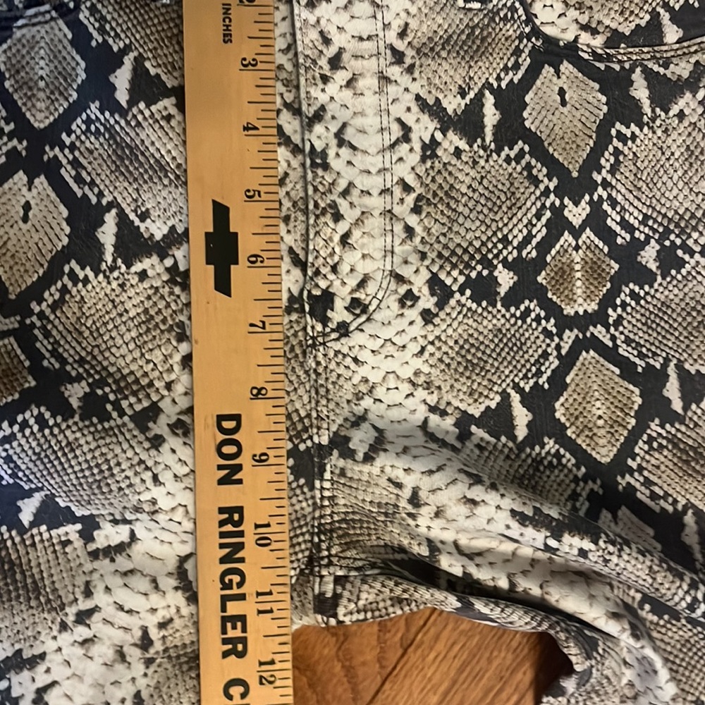 Women’s Hudson Barbara Super Skinny snakeskin print jeans Size 29 Dk Brown Cream - Picture 12 of 13